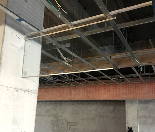 �̶�ʽ���̴���